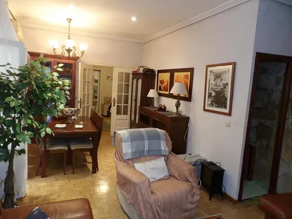 Casa de 0,0349 ha en venta en Algeciras, Cadiz