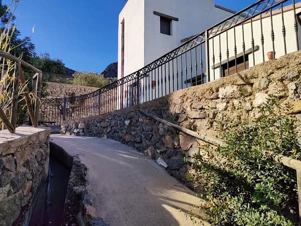 Rustic property of 1 ha for sale in Almeria