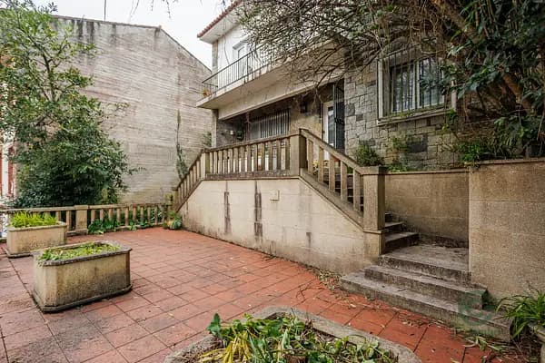 Casa de 0,0768 ha en venta en Noia, A coruña