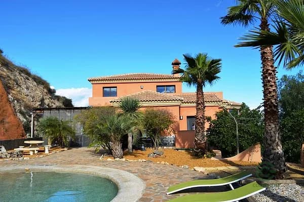 Rustic property of 2 ha for sale in Almeria