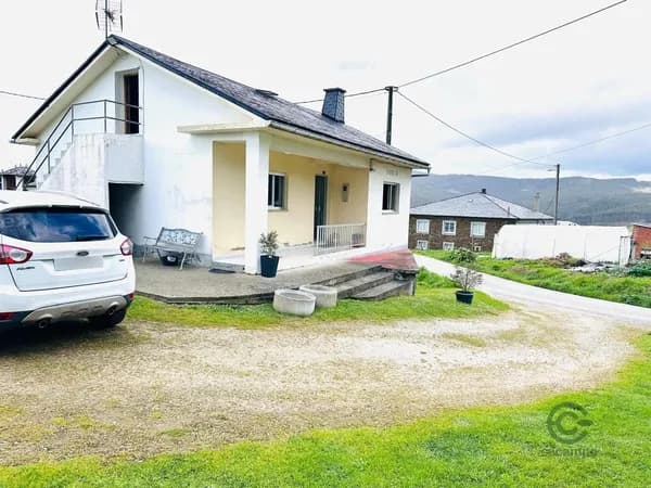 Finca de recreo de 0,25 ha en venta en Lugo