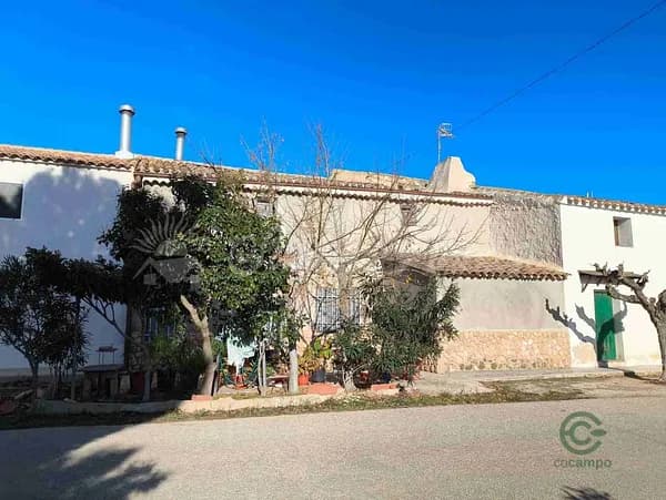 Finca rústica de 0,51 ha en venta en Yecla, Murcia