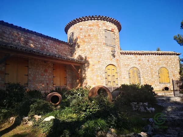Casa de 0,2 ha en venta en Huete, Cuenca