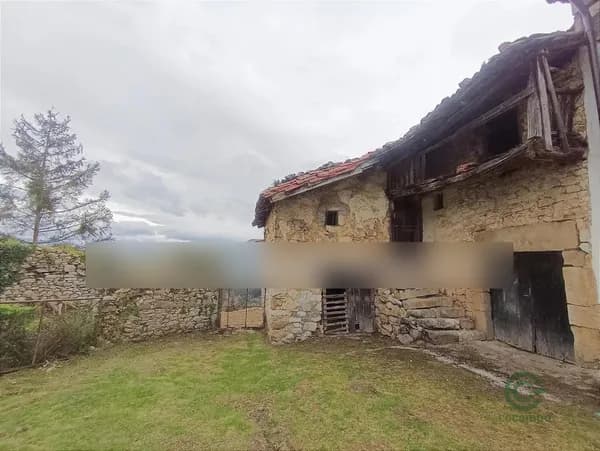 Finca de recreo de 0,05 ha en venta en Trucios, Vizcaya