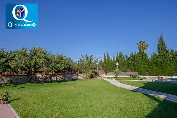 Casa de 0,135 ha en venta en Sant joan d`alacant, Alicante