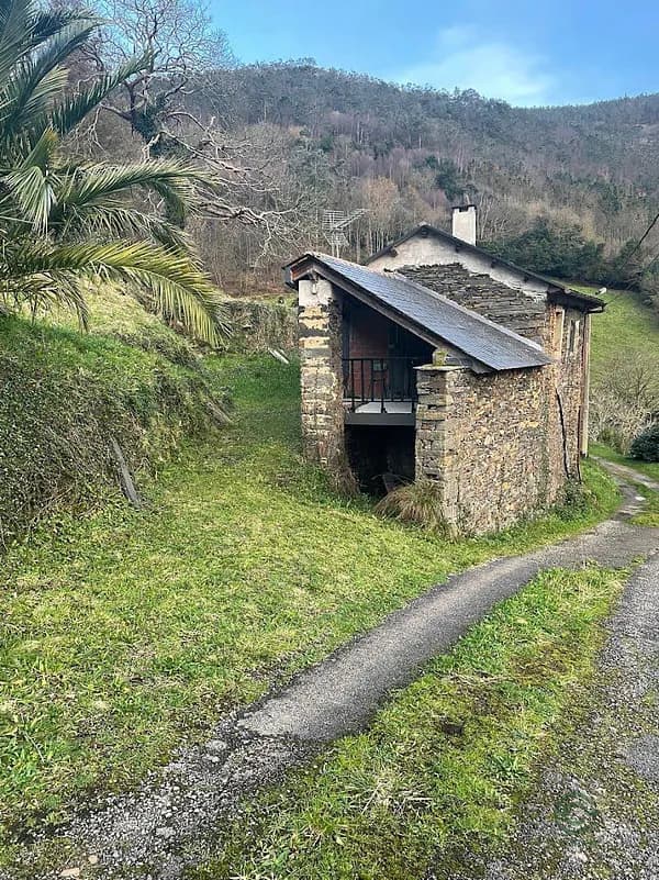 Finca rústica de 4,85 ha en venta en Coana, Asturias