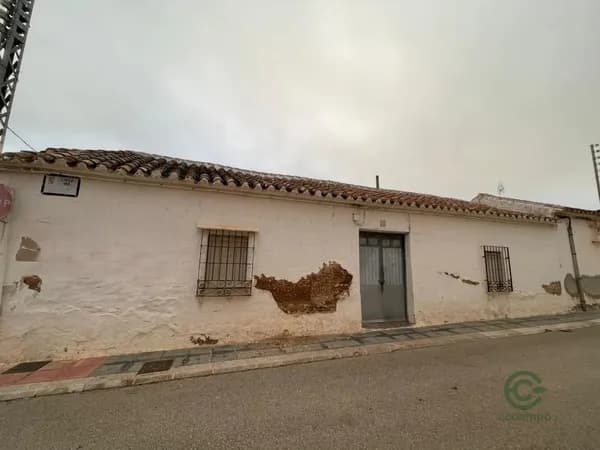 Casa de 0,0198 ha en venta en Valdepenas, Ciudad real
