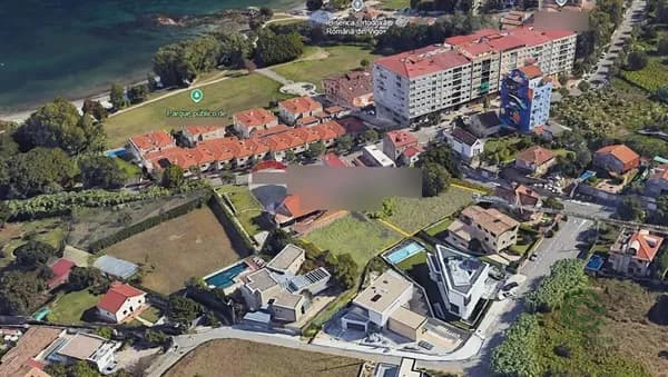 Terreno urbano de 0,0623 ha en venta en Vigo, Pontevedra