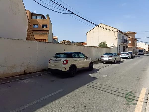 Terreno urbano de 0,062 ha en venta en Churriana de la vega, Granada