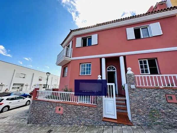 Casa de 0,0194 ha en venta en Tenerife