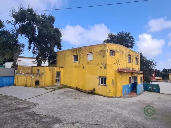 Casa de 0,0352 ha en venta en Algeciras, Cadiz