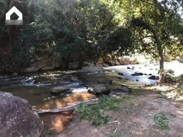 Fazenda ganadera de 13,31 ha para venda em Espírito santo