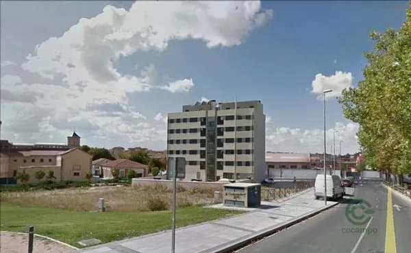 Terreno urbano de 0,0553 ha en venta en Segovia, Segovia