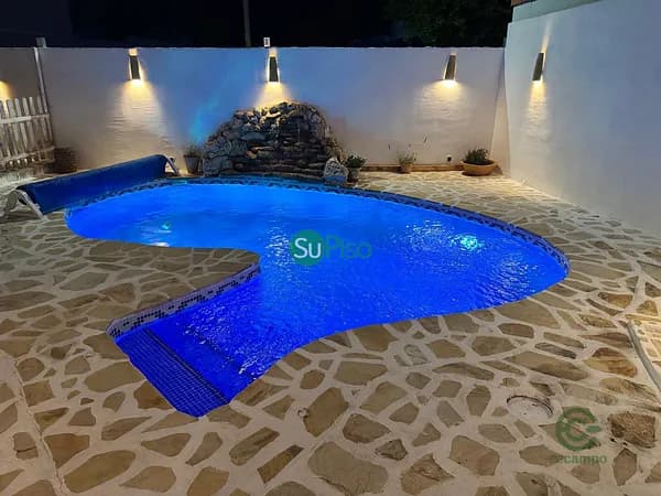 Casa de 0,02 ha en venta en Esquivias, Toledo