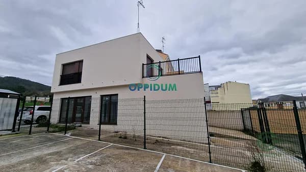 Casa de 0,0172 ha en venta en Barreiros, Lugo