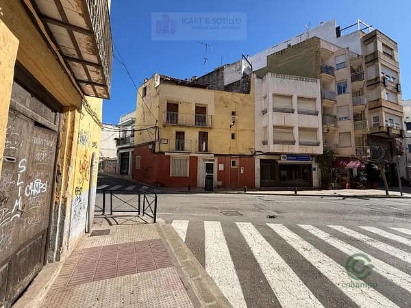Casa de 0,0045 ha en venta en Vinaros, Castellon