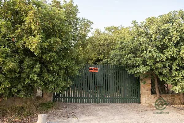 Finca rústica de 3 ha en venta en Sevilla