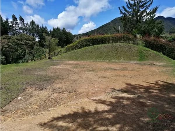 Terreno urbano de 0,3333 ha en venta en Antioquia
