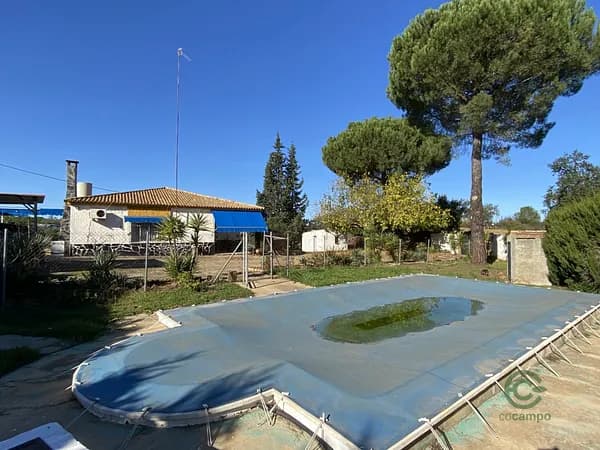 Casa de 0,3023 ha en venta en Valverde del camino, Huelva
