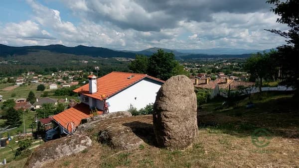 Casa de 0,24 ha en venta en Ponteareas, Pontevedra