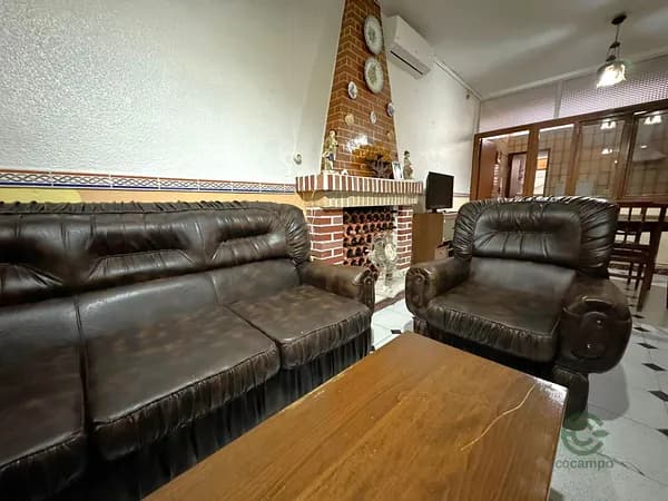 Casa de 0,0226 ha en venta en Valdepenas, Ciudad real