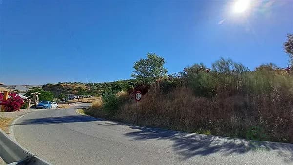 Casa de 0,0507 ha en venta en Algámitas, Sevilla