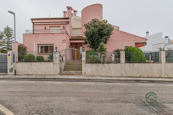Casa de 0,0472 ha en venta en Roses, Girona