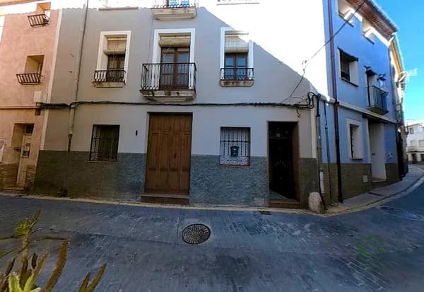 Casa de 0,0372 ha en venta en Banyeres de mariola, Alicante