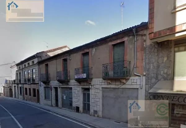 Casa de 0,0399 ha en venta en Cantalejo, Segovia