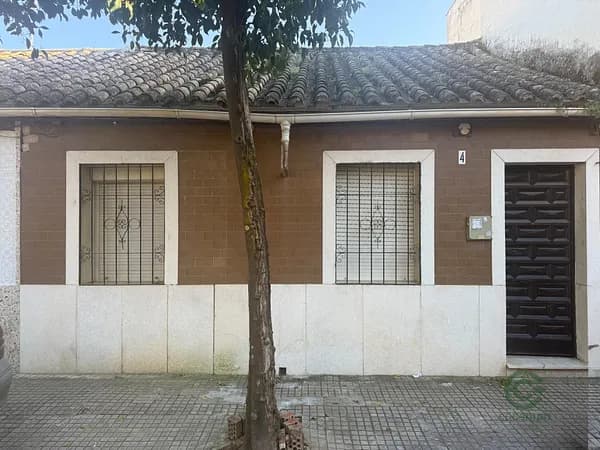 Casa de 0,0119 ha en venta en Córdoba, Cordoba