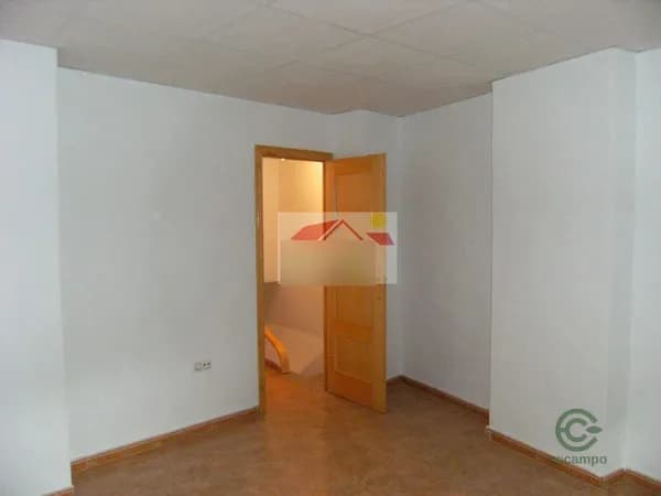Casa de 0,0102 ha en venta en Abarán, Murcia