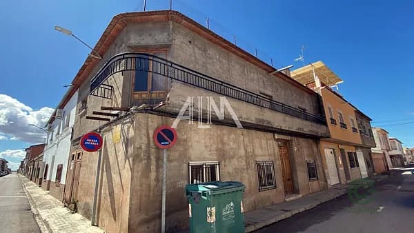 Casa de 0,009 ha en venta en Membrilla, Ciudad real