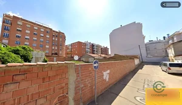 Terreno urbano de 0,0093 ha en venta en Palencia, Palencia