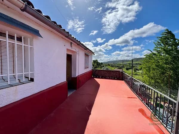 Rustic property of 0,24 ha for sale in Caceres
