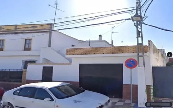 Casa de 0,012 ha en venta en Villamanrique de la condesa, Sevilla