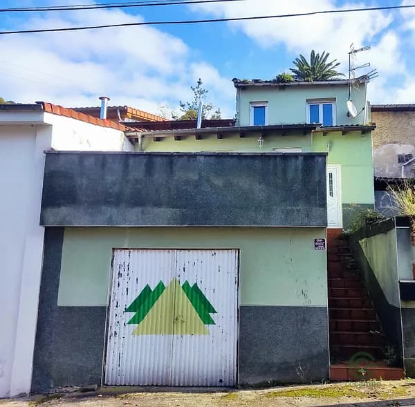 Casa de 0,009 ha en venta en Mieres asturias, Asturias