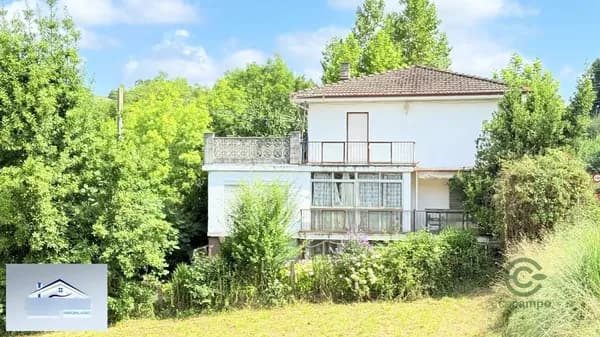 Casa de 0,0386 ha en venta en Beranga, Cantabria