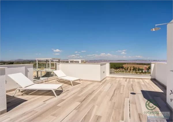 Casa de 0,0263 ha en venta en Torrevieja, Alicante