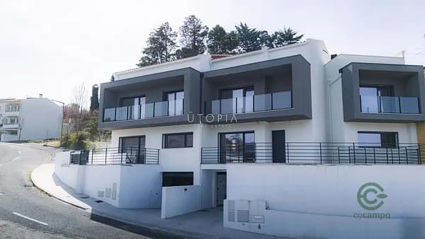House of 0,0272 ha for sale in Leiria