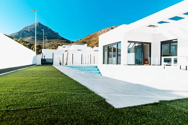 Spot image