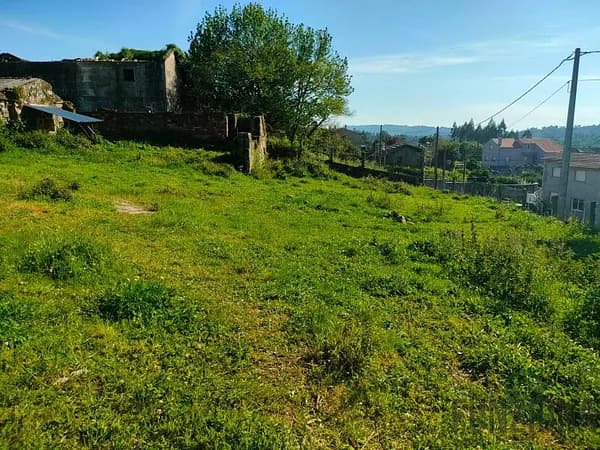 Terreno urbano de 0,08 ha en venta en Pontevedra, Pontevedra