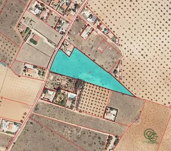 Finca agrícola de 1 ha en venta en Valdepenas, Ciudad real