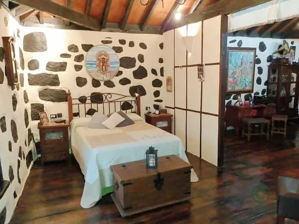 Casa de 0,03 ha en venta en Santa cruz de tenerife