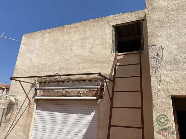 Casa de 0,03 ha en venta en Totana, Murcia