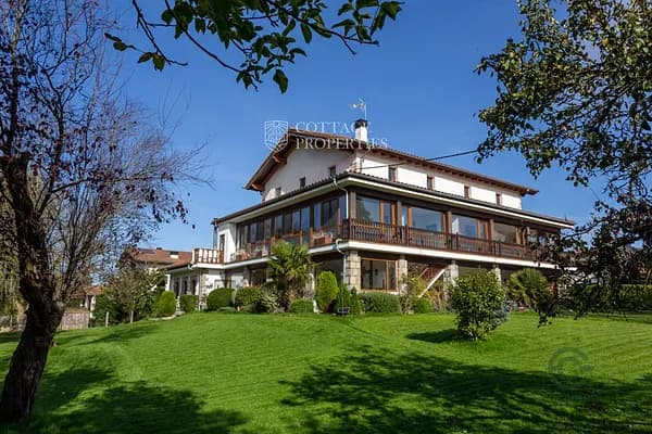 Finca rústica de 0,7 ha en venta en Ultzama, Navarra