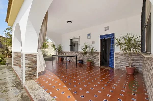 Finca rústica de 0,2494 ha en venta en Carmona, Sevilla