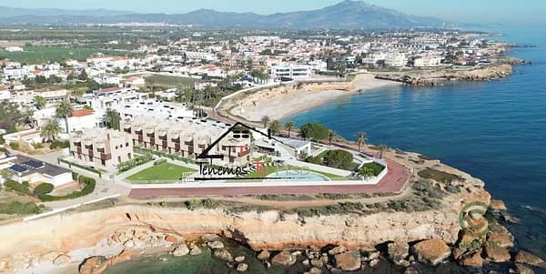 Casa de 0,008 ha en venta en Vinaros, Castellon