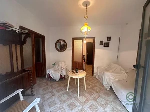 Casa de 0,0125 ha en venta en Sisante, Cuenca