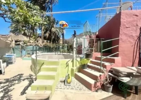 Rustic property of 0,0436 ha for sale in The gran canarian palms