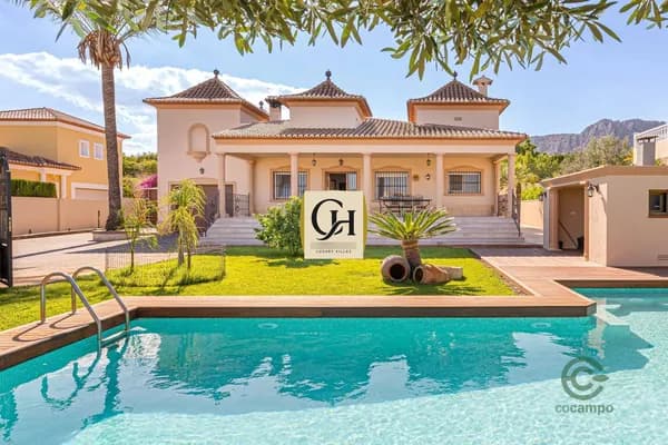 Casa de 0,0832 ha en venta en Beniarbeig, Alicante